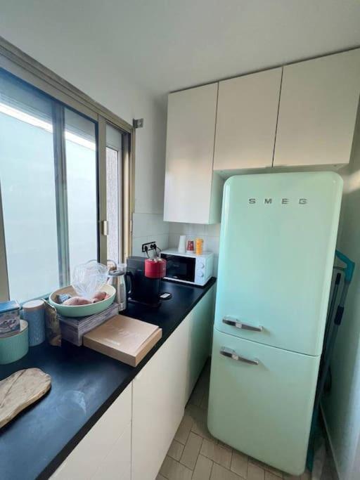 Entiry Apartment, Private Rooms In פריז מראה חיצוני תמונה