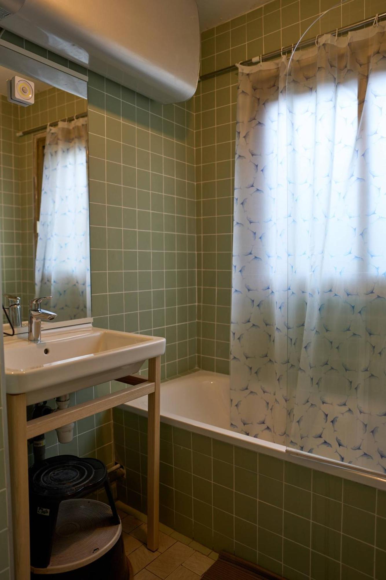Entiry Apartment, Private Rooms In פריז מראה חיצוני תמונה